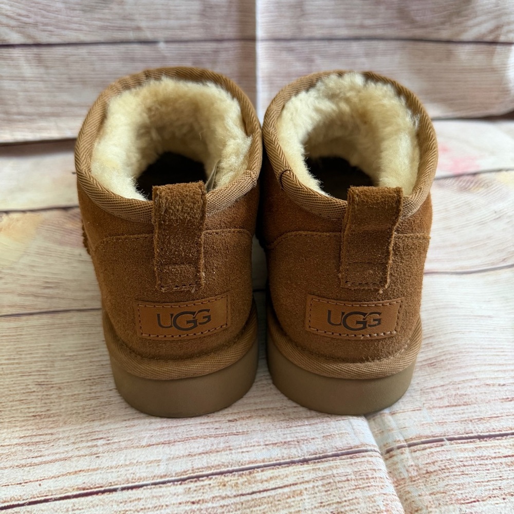 UGG Classic Ultra Mini Boots - Chestnut - Size 7 - Picture 5 of 7